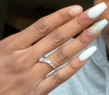 Women how much do you waste on your nails when you go to the nail salon thingy?