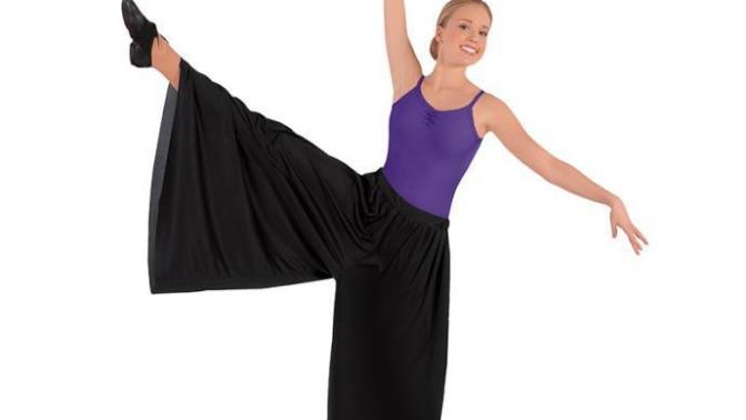 Girls, do you like when men wear soft wide legged palazzo pants like these? Or not? what do you think when men wear them?