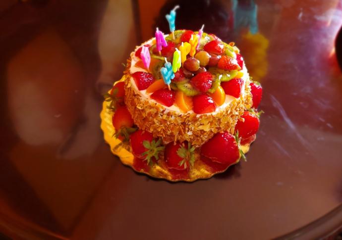 Do you like the cake my mom brought me for my B-Day?
