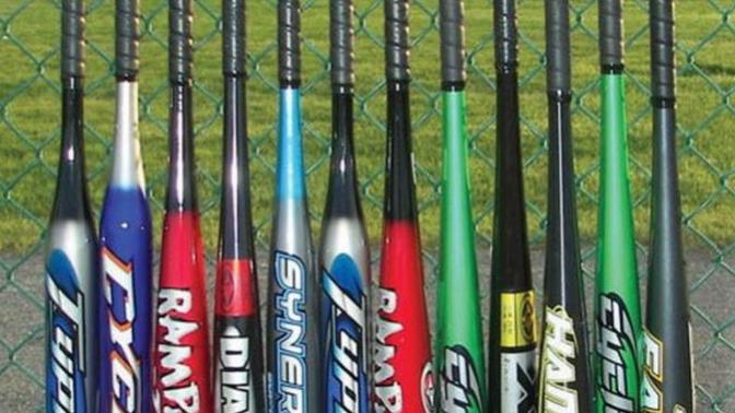 Which type of bats should college baseball players use?