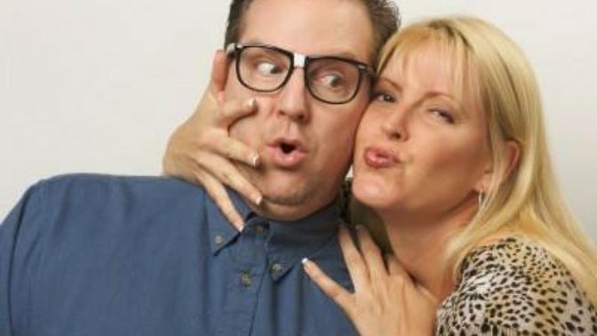 Would you consider a man who has poor social standing but a high MHO to be a dating coach?