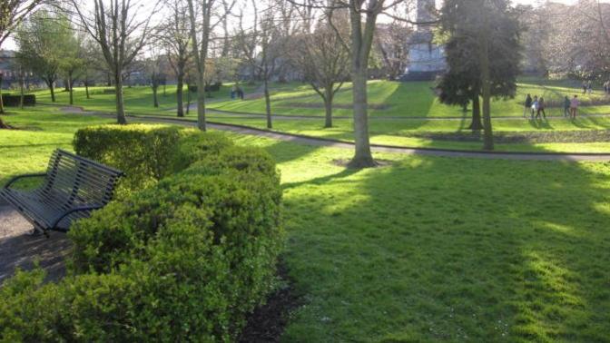 Do you enjoy community parks?
