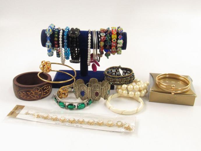 Which is best item that i am bidding on?
