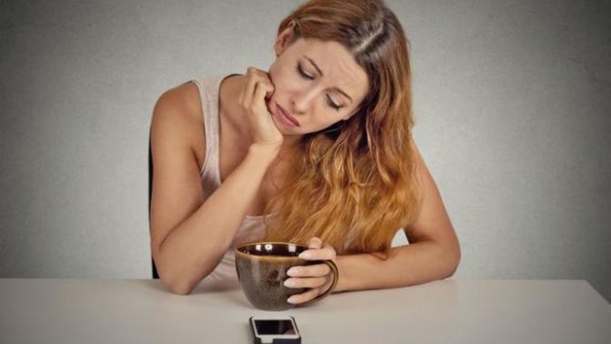 How do you handle someone who texts and keeps you hanging?