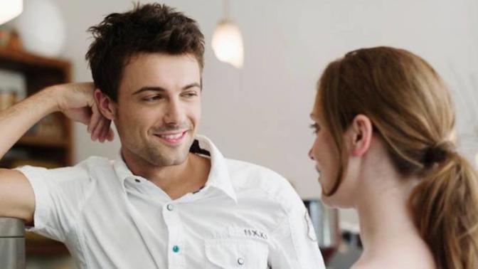 Is giving a compliment a good conversation starter?