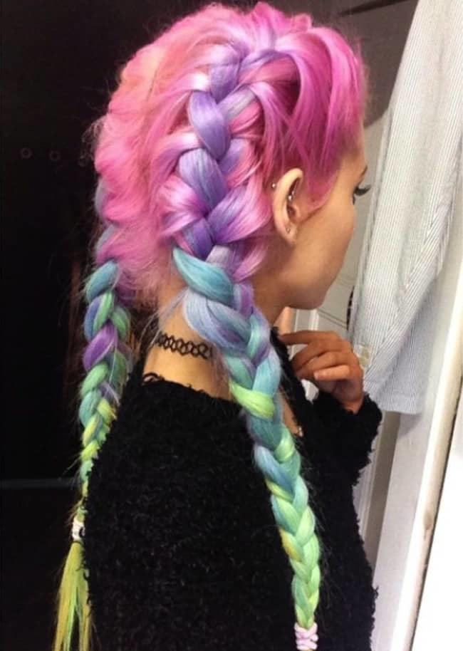 Do guys like girls with dyed hair?