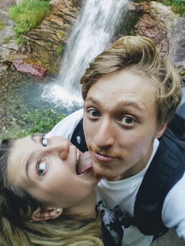 Is it okay to put a photo of my ex and I on tinder?
