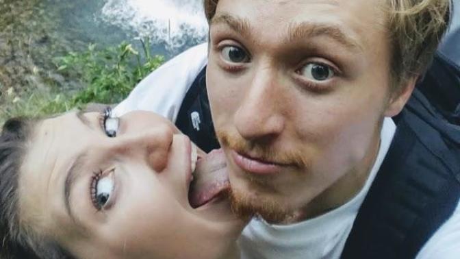Is it okay to put a photo of my ex and I on tinder?