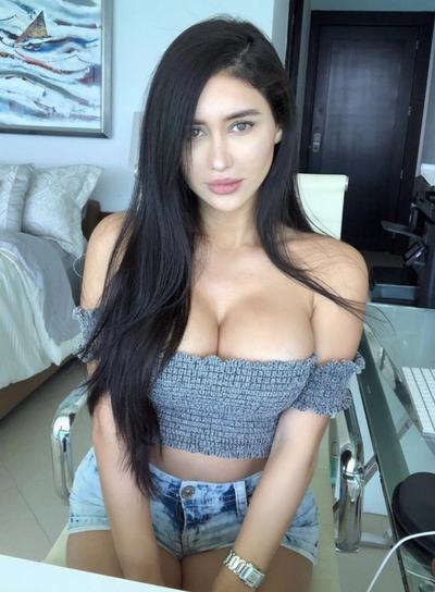 Why do girls get 20-100 likes a day on Tinder and guys have to make 100-1000 likes to get one like back?