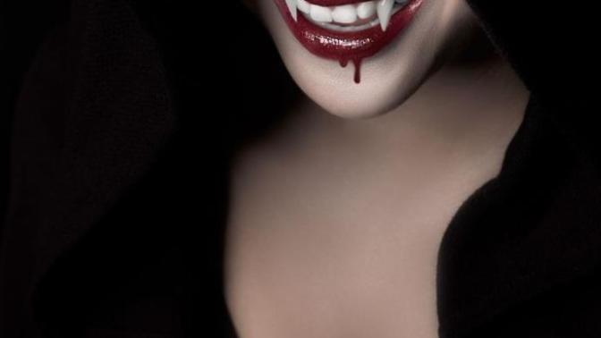 Would you rather to become a vampire or a werewolf?