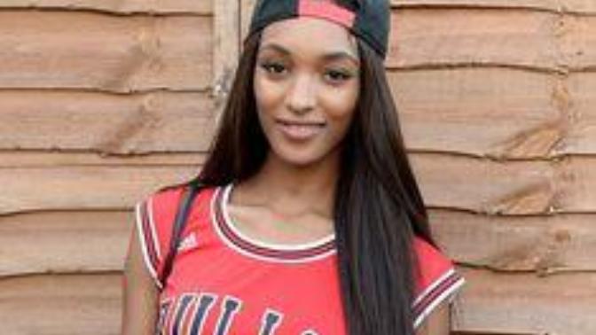 Is a sports jersey sexy on a girl?
