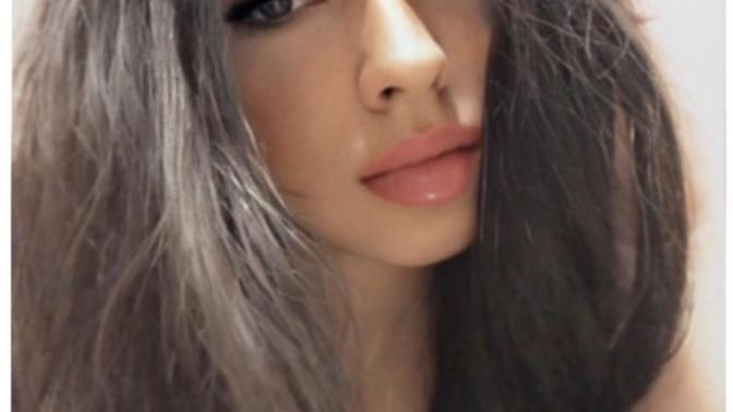 How to enhance her features?