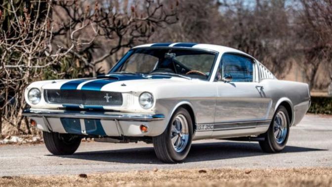 Which of these 7 old/modern variation of these American muscle cars do you prefer?