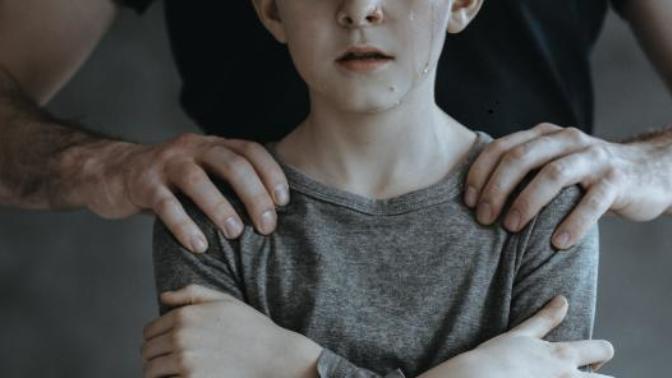 Do you think pedophilia should be counted as a sexuality and normalized ಠ_ಠ?
