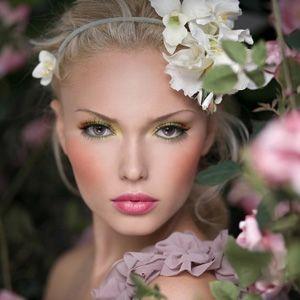 What is your favourite colour and would you like me to tell you its use or what it says about your personality?
