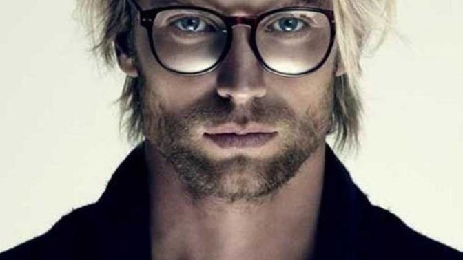 Do you find semi-long hair on men attractive?