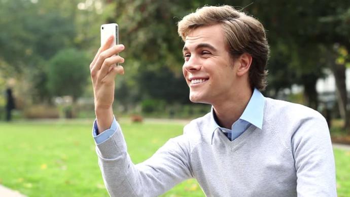 Should men start taking control of their dating/love life?