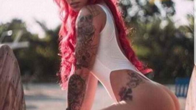 Beautiful women with big tattoos?