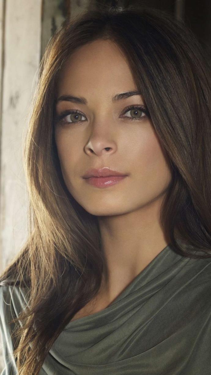 Can we admire the beauty of biracial women?