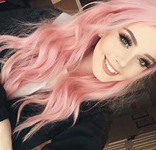 Red or pink hair?
