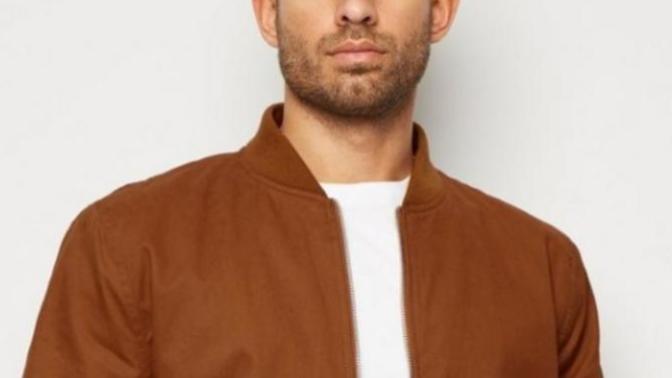 Which jacket is nicer?