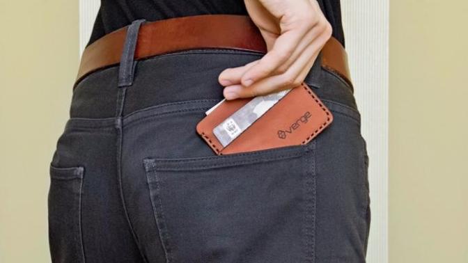 Girls, for those that wear pants or shorts a lot do any you use pocket wallets over purses?