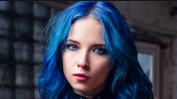 Girl with blue hair, yay or nay?