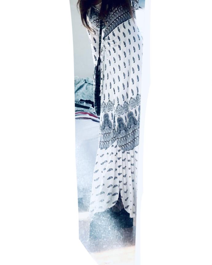 Dress does not fall or slip when I move about and twist and bend. Contrary to what you might assume, physical activity is comfortable and easily accomplished.
