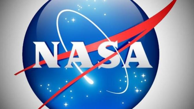 Did this NASA intern deserve to lose her job over her social media tweets? 