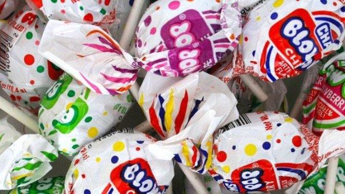 Can a person who is tryin to maintain or lose weight gain some weight from eating more than few blow lollipop?