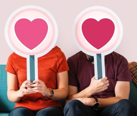 How do you find dates without using a dating app?