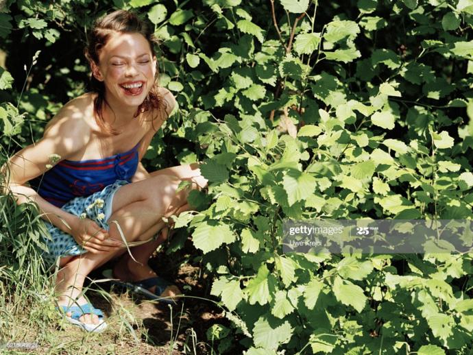 PEEING In Front/Around Your OPPOSITE GENDER Friends Outside (Read description)?