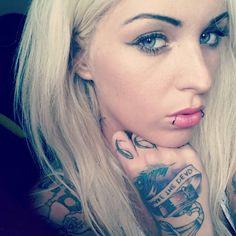 Can facial piercings be feminine?