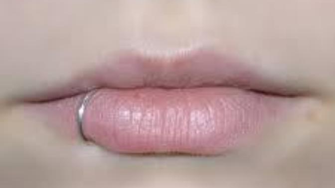 Can facial piercings be feminine?