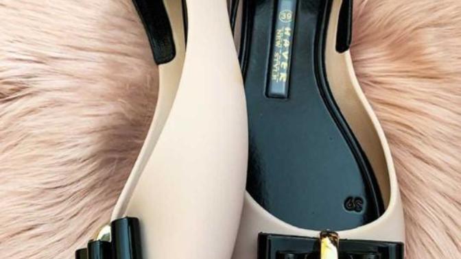 Girls, do you like wearing ballet flats? Guys, whats your opinion on them?