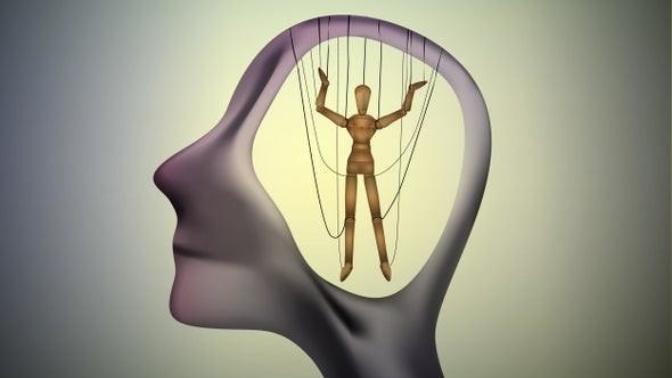 How do people balance between believing in the accuracy or infulance of astrological signs, personality traits, childhood psychology and free will?