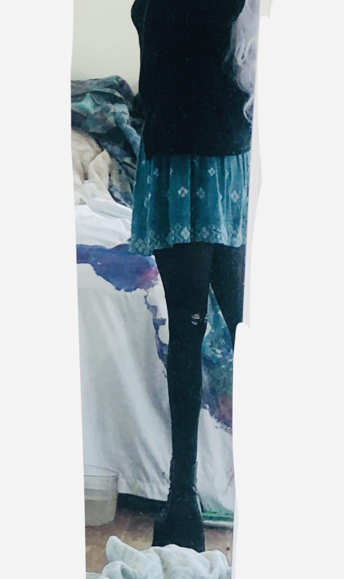 What do you guys think of holes in tights, OCCASIONALLY with certain outfits?