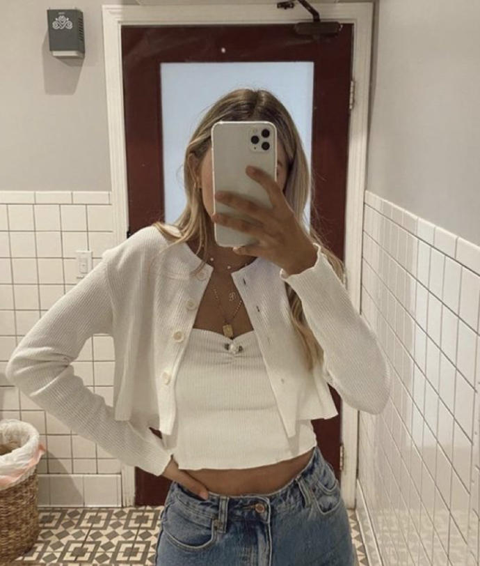 Do you prefer when girls dress in colours or shades?