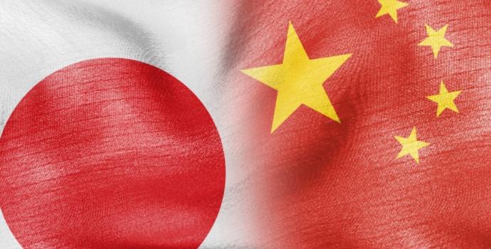 Is there a way to tell the difference between a Chinese person and a Japanese person just by looking?