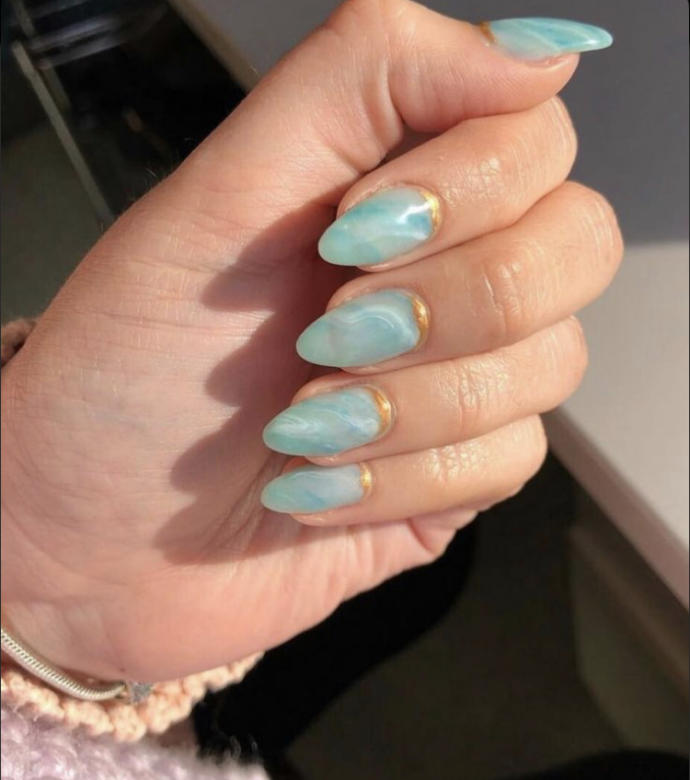 Do you like when a girl has her nails done or do you prefer them natural?