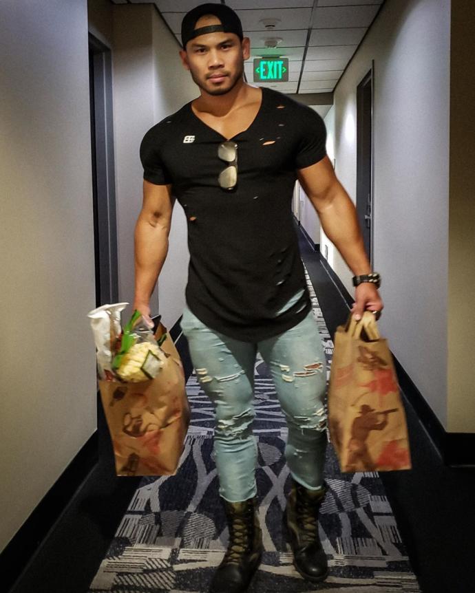 Can this tall Asian guy get white girls?