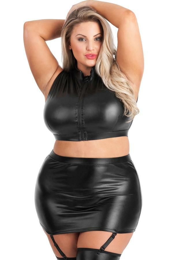 Which Latex dress u find sexy?? Do u think I can wear latex dress for party?