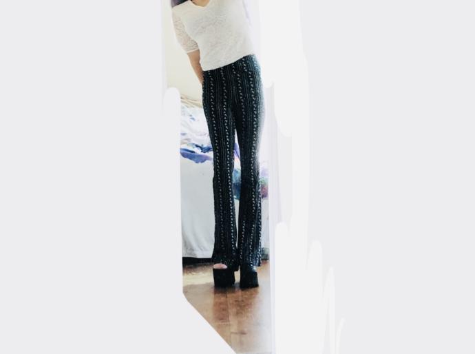 Dig it or Donate #4 (pants and shirt) Auxiliary Q :Wait until end of quarantine to get new mirror. Or get it now. Illustration below 🤓🤦♀️😁?