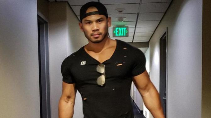 Can these 2 Asian guys still lay hot white girls if they were 5'6"?