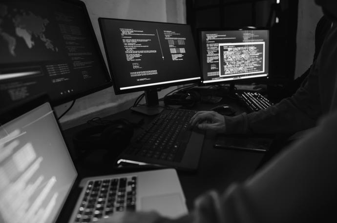 Computer hacker boyfriend. Are they wanted by women or will women pass?