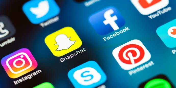 Should children need their parents permission to get social media?