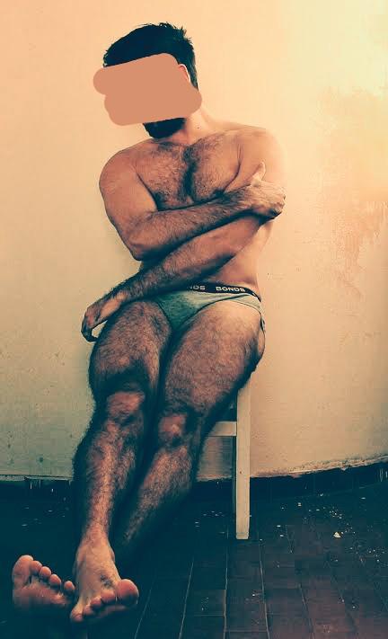 Girls, What type of the legs do you find attractive and appealing?