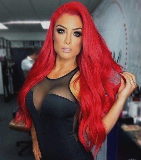 Anyone else think dyed red hair looks cheap as fuck?