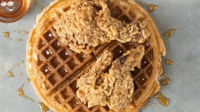 What are some weird food combinations you actually like?