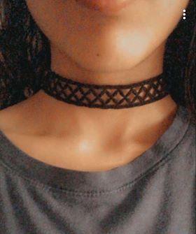 What do you guys think of this choker necklace?